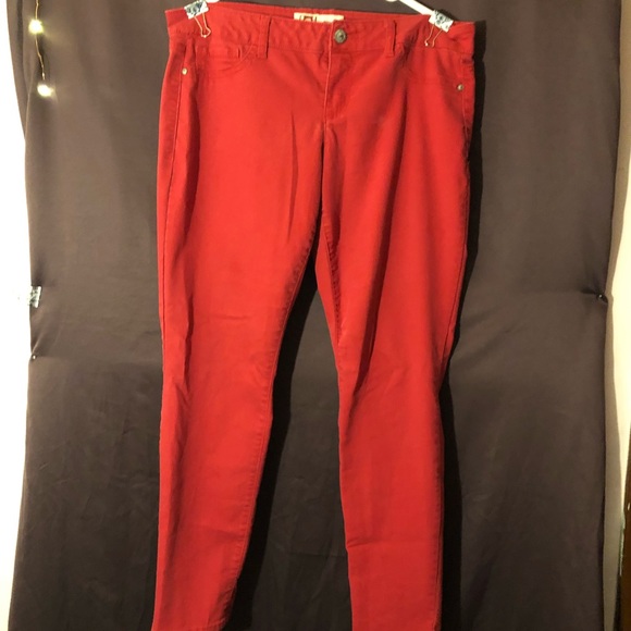 Red skinny jeans - Picture 2 of 2